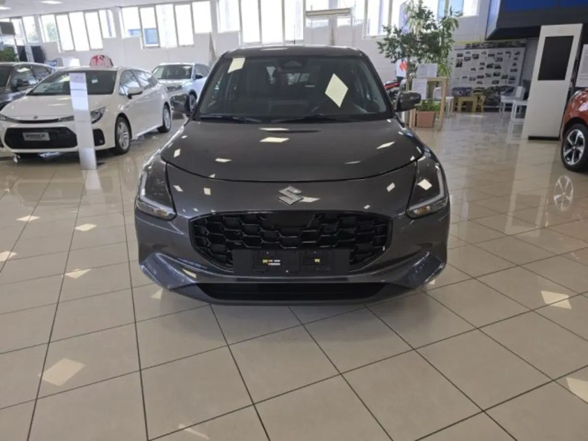 Suzuki Swift nuova a Reggio Emilia (9)