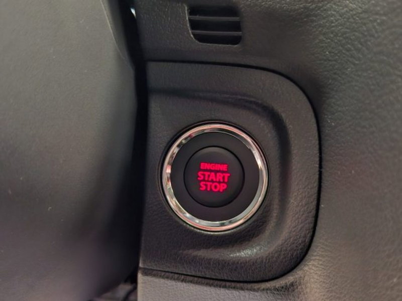 Suzuki Vitara nuova a Reggio Emilia (14)