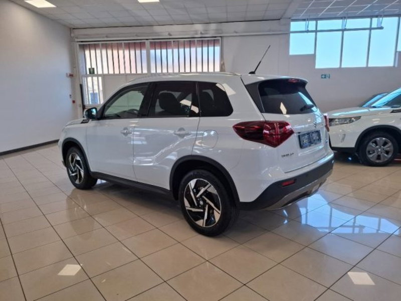 Suzuki Vitara nuova a Reggio Emilia (3)