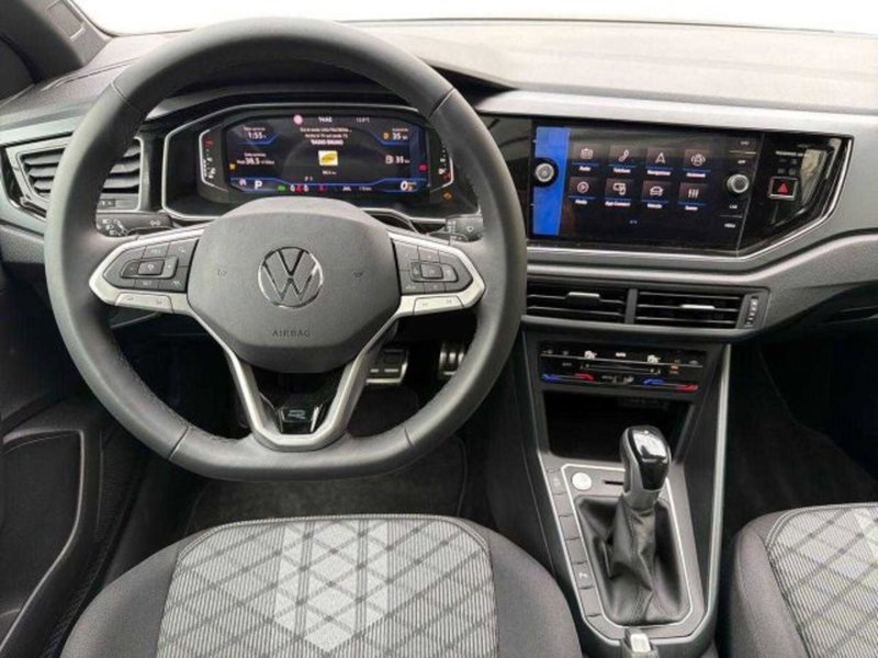 Volkswagen Taigo usata a Bologna (10)