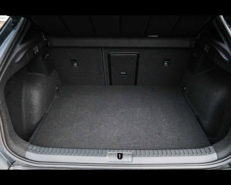 Cupra Formentor usata a Bologna (20)