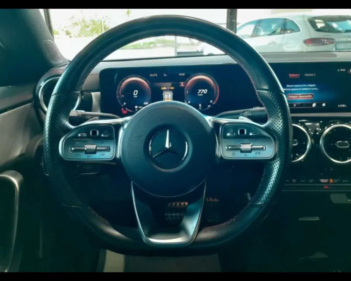 Mercedes-Benz CLA Shooting Brake usata a Bologna (11)