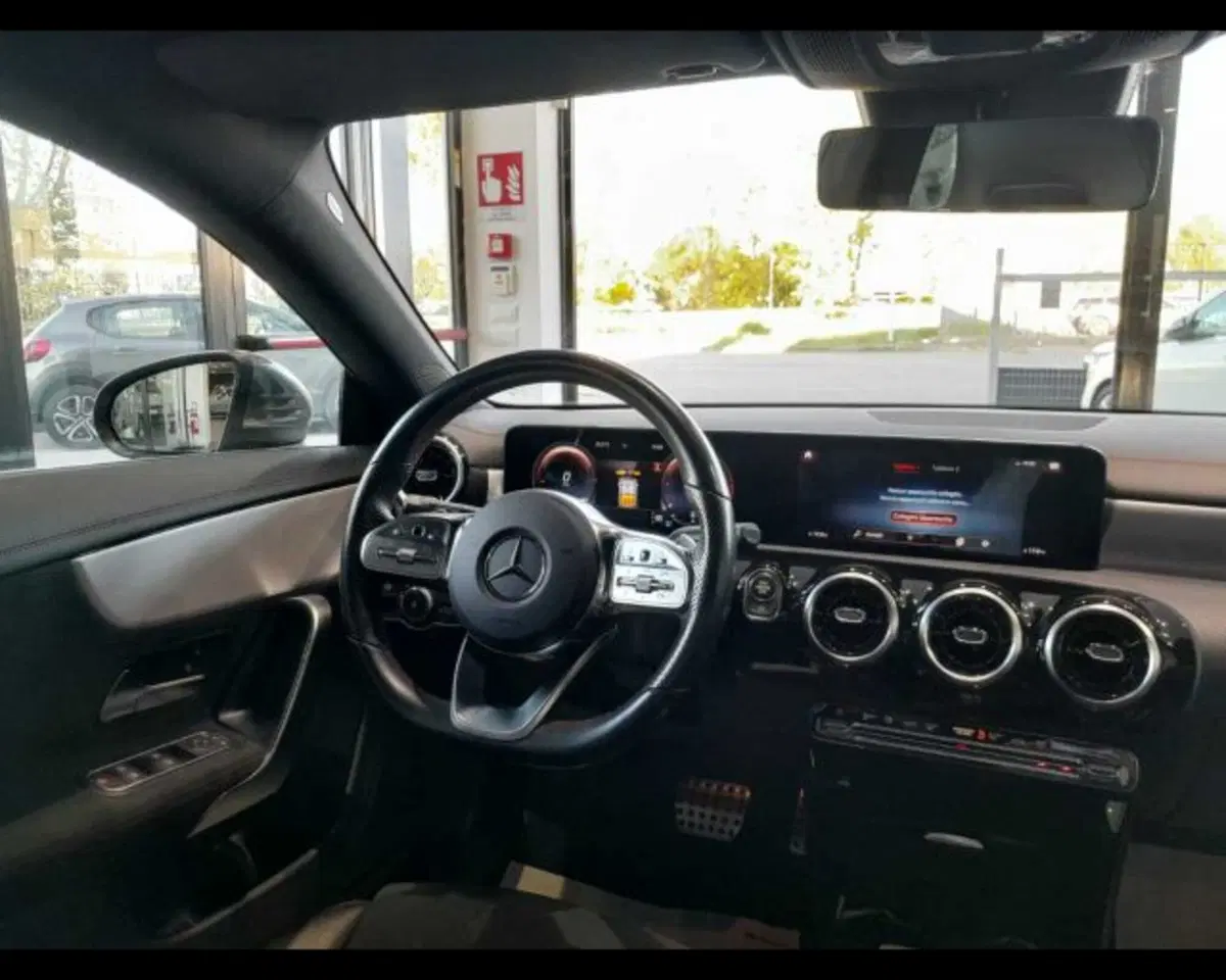 Mercedes-Benz CLA Shooting Brake usata a Bologna (9)
