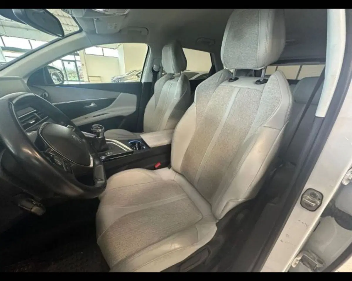 Peugeot 3008 usata a Bologna (7)