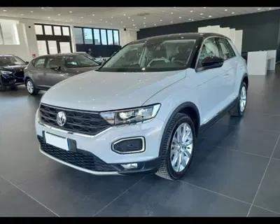 Volkswagen T-Roc 1.5 TSI ACT Style BlueMotion Technology del 2020 usata a Castenaso