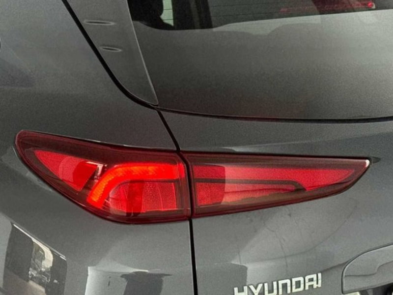 Hyundai Kona usata a Bologna (8)