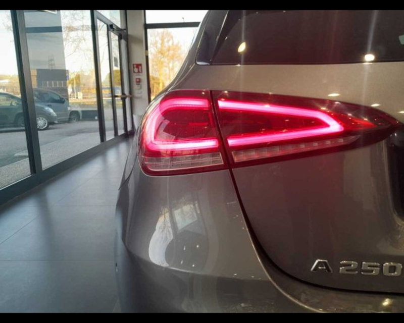 Mercedes-Benz Classe A usata a Bologna (17)