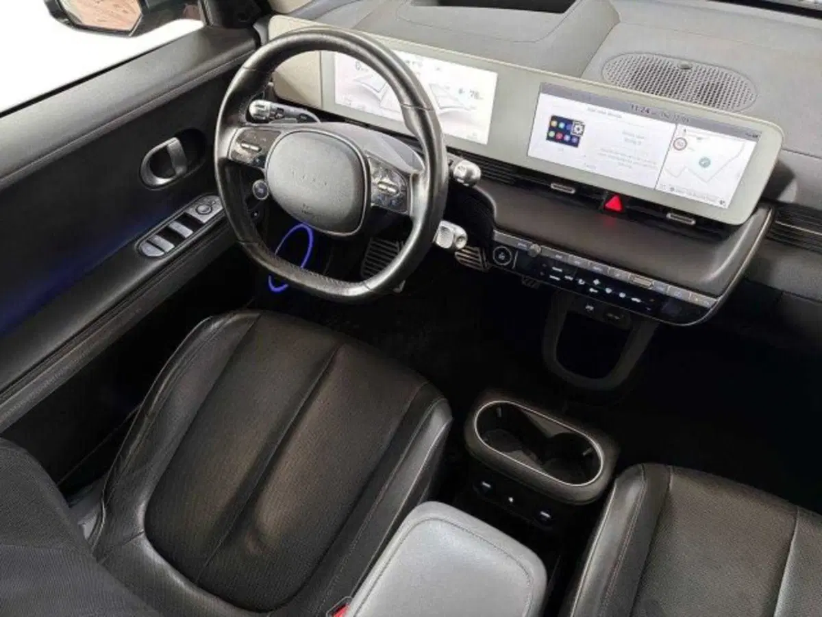 Hyundai Ioniq 5 usata a Bologna (18)