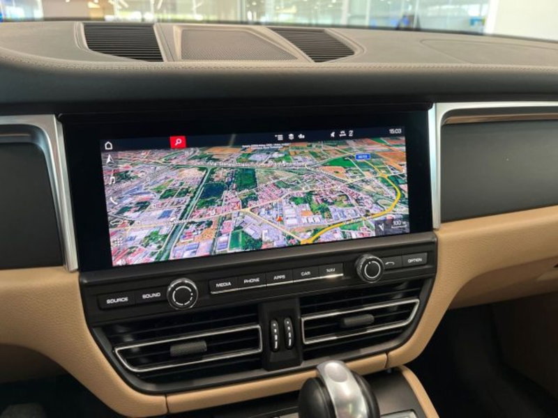 Porsche Macan usata a Bologna (14)