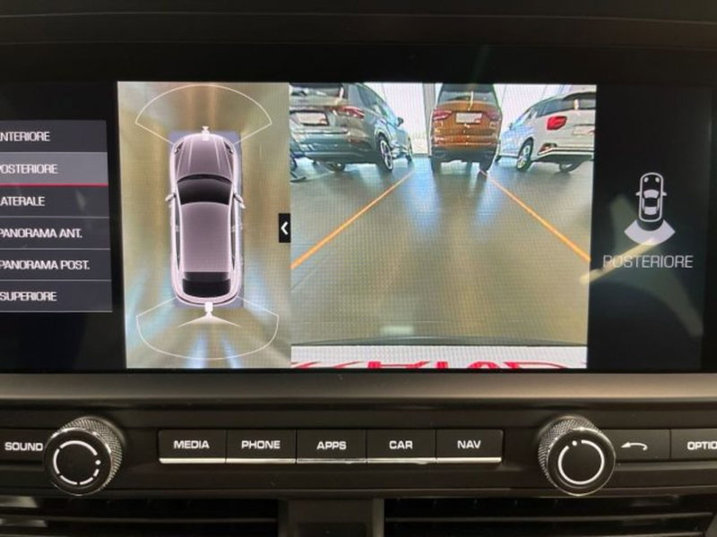 Porsche Macan usata a Bologna (15)