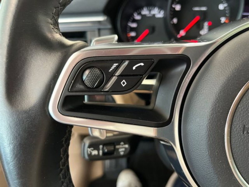 Porsche Macan usata a Bologna (16)
