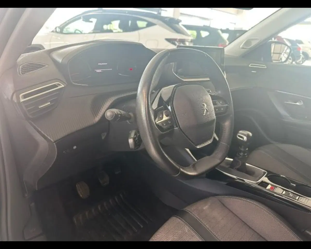 Peugeot 2008 usata a Bologna (5)