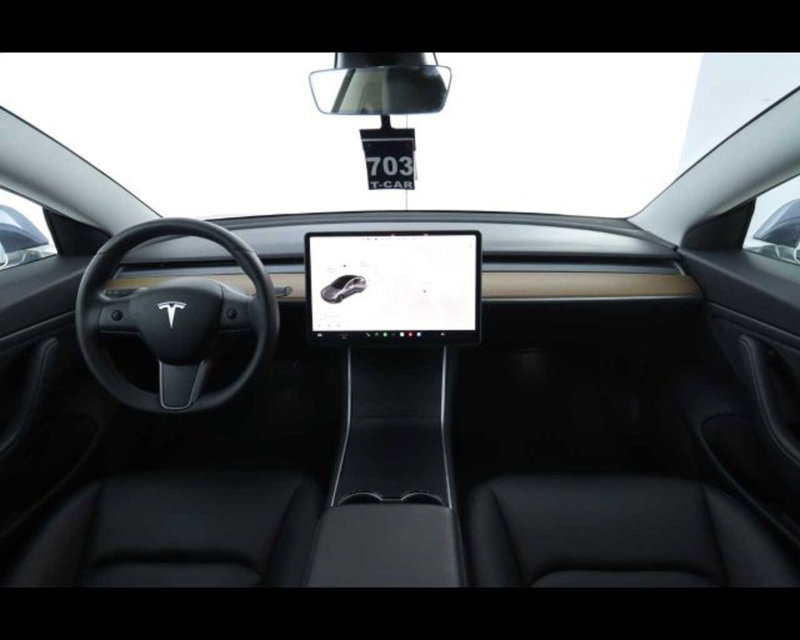 Tesla Model 3 usata a Bologna (10)