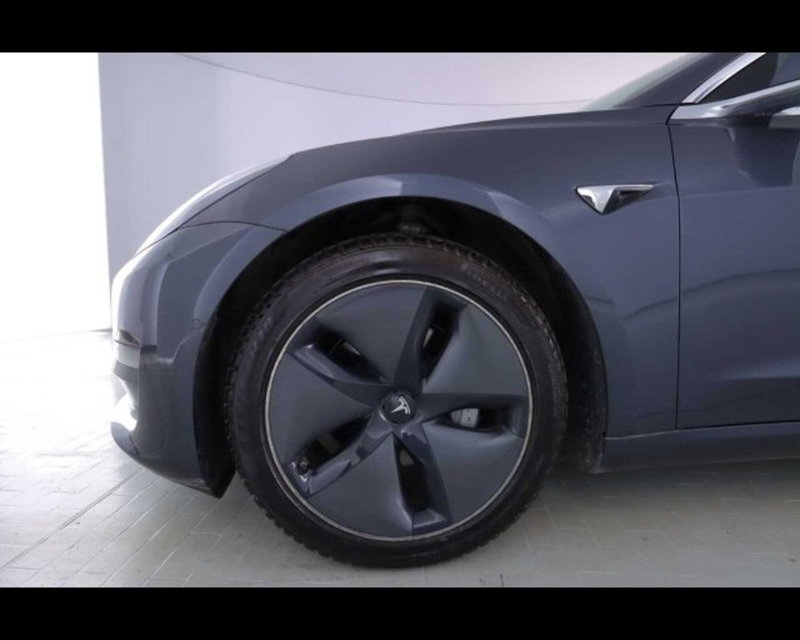 Tesla Model 3 usata a Bologna (17)