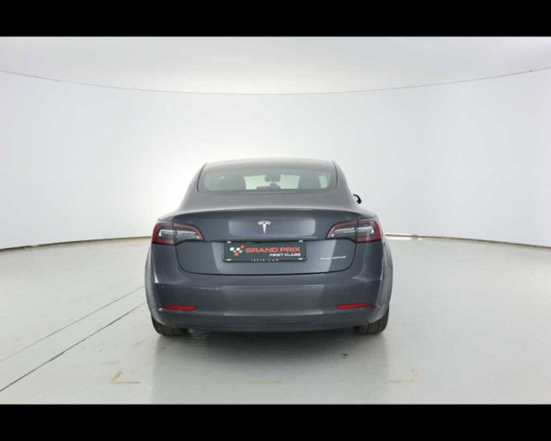 Tesla Model 3 usata a Bologna (5)