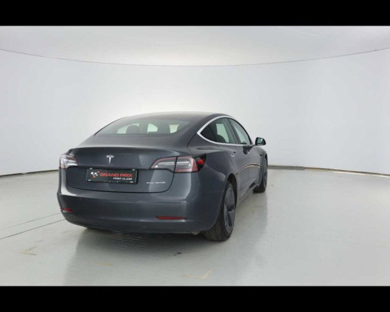 Tesla Model 3 usata a Bologna (6)