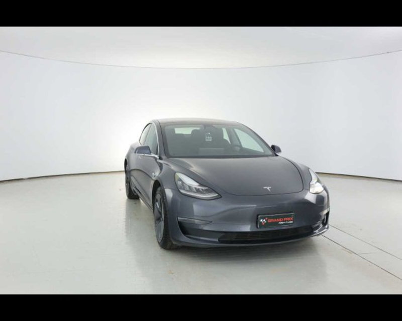 Tesla Model 3 usata a Bologna (8)