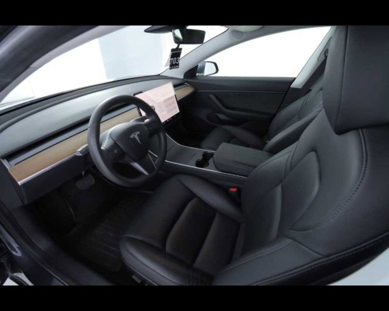 Tesla Model 3 usata a Bologna (9)