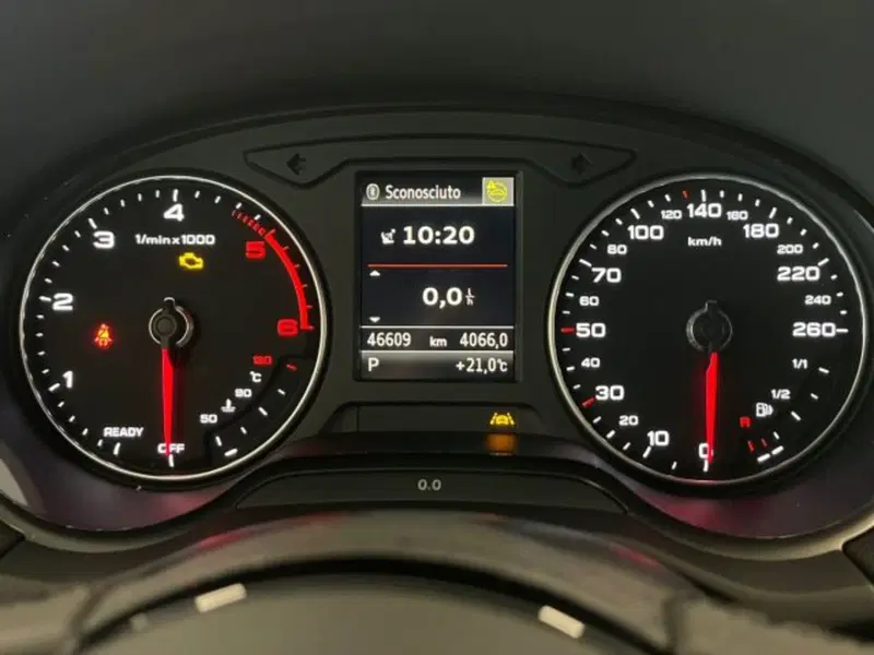 Audi Q2 usata a Bologna (11)