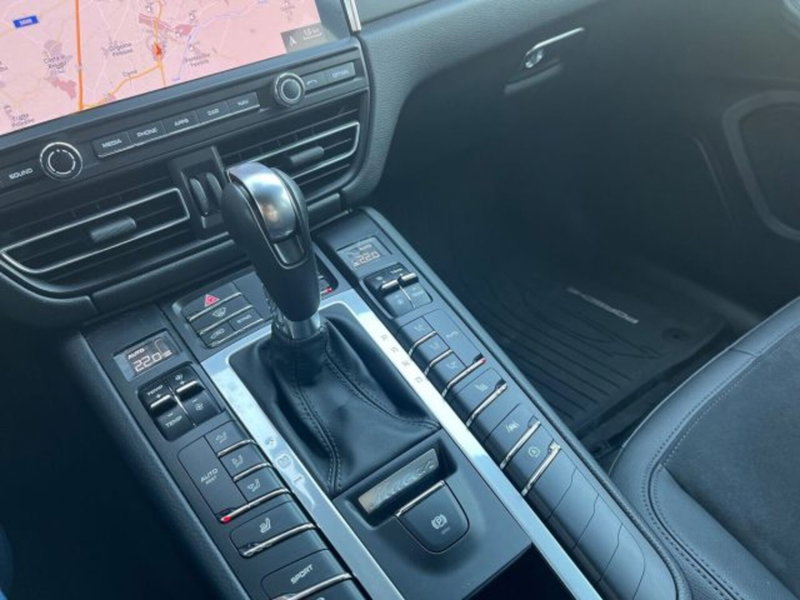 Porsche Macan usata a Bologna (18)