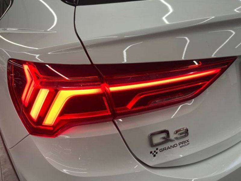 Audi Q3 Sportback usata a Bologna (8)