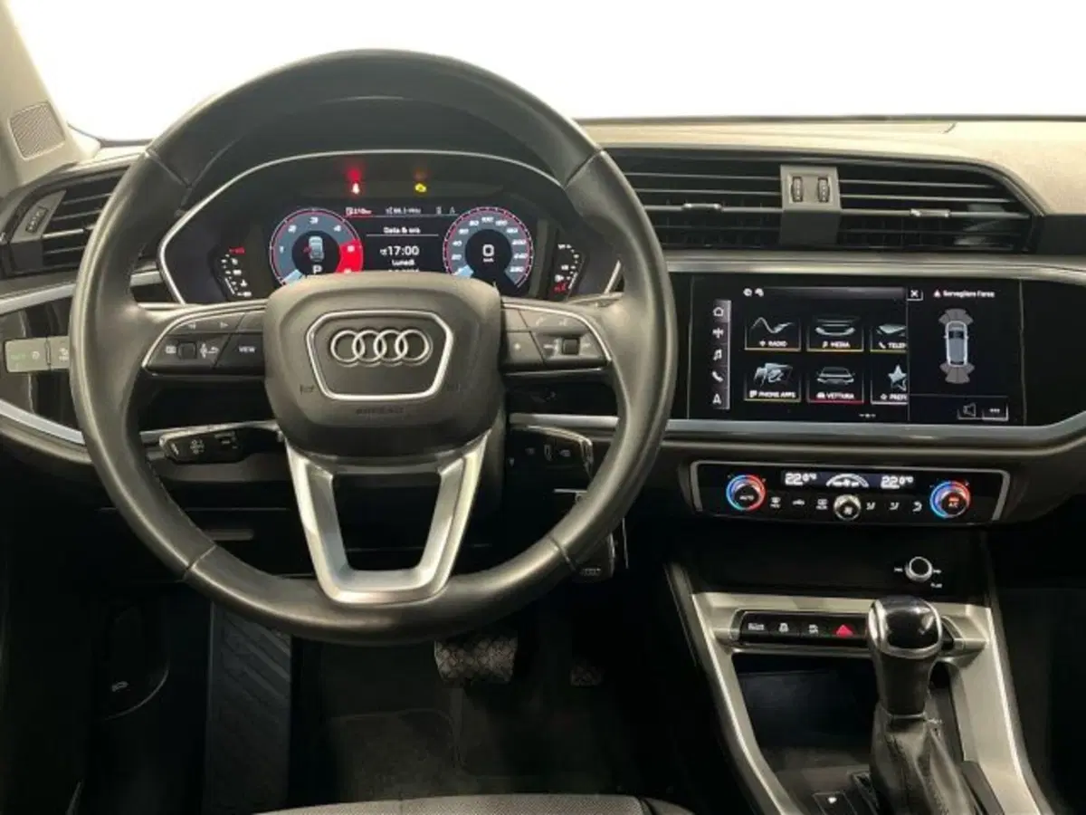 Audi Q3 Sportback usata a Bologna (10)