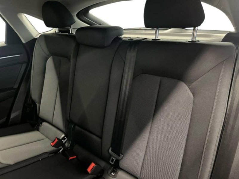 Audi Q3 Sportback usata a Bologna (13)