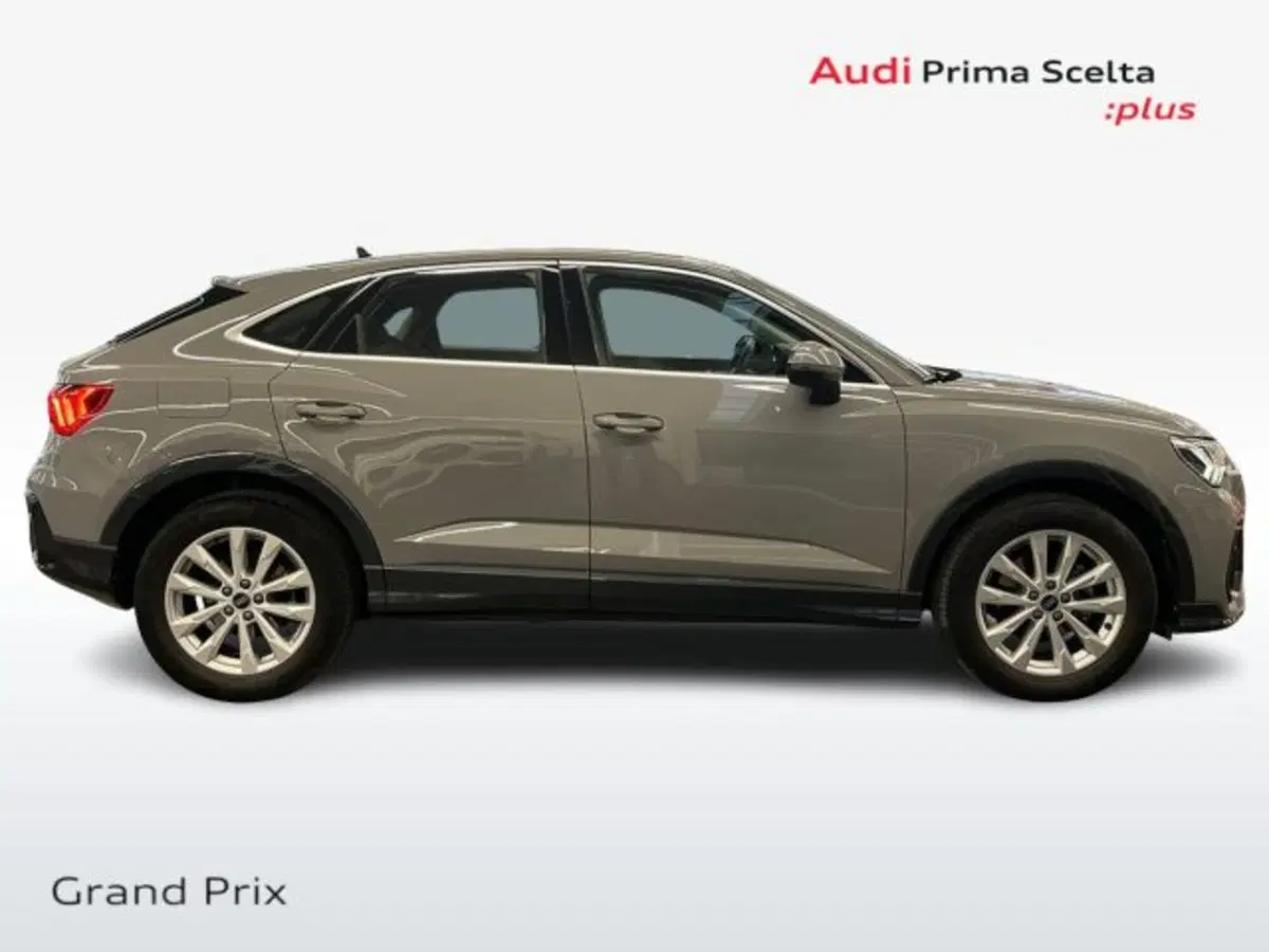 Audi Q3 Sportback usata a Bologna (4)