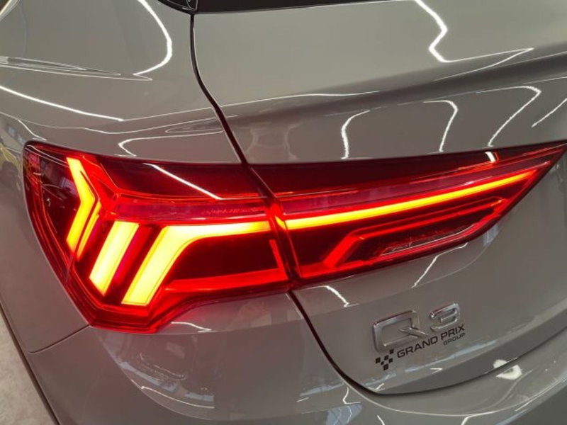 Audi Q3 Sportback usata a Bologna (8)