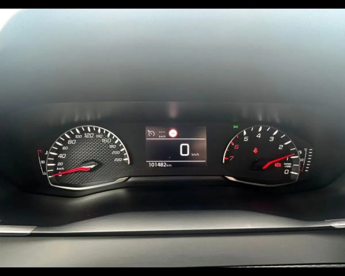 Peugeot 2008 usata a Bologna (9)