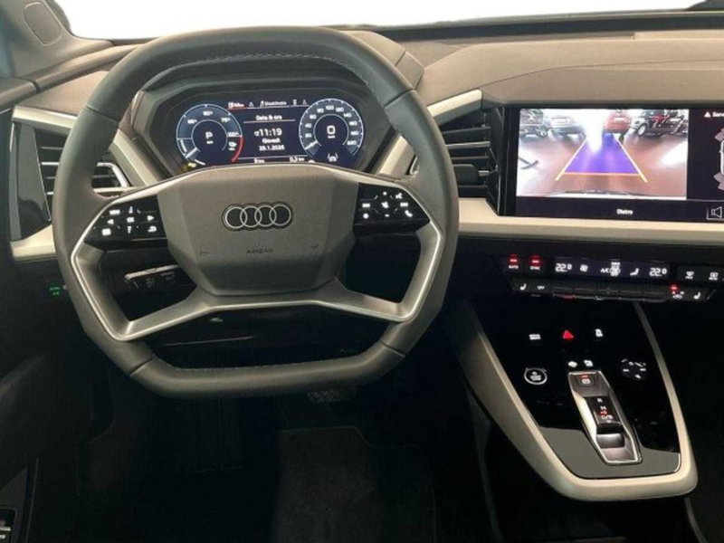 Audi Q4 Sportback nuova a Bologna (10)