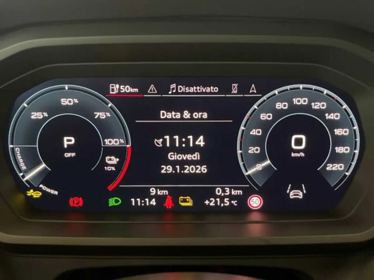 Audi Q4 Sportback nuova a Bologna (11)