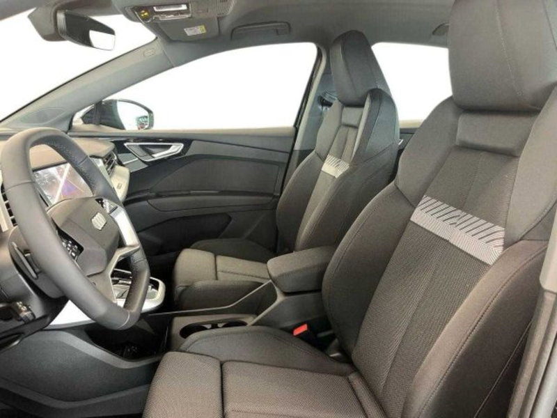 Audi Q4 Sportback nuova a Bologna (12)