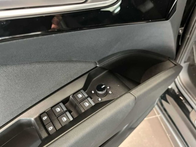 Audi Q4 Sportback nuova a Bologna (17)