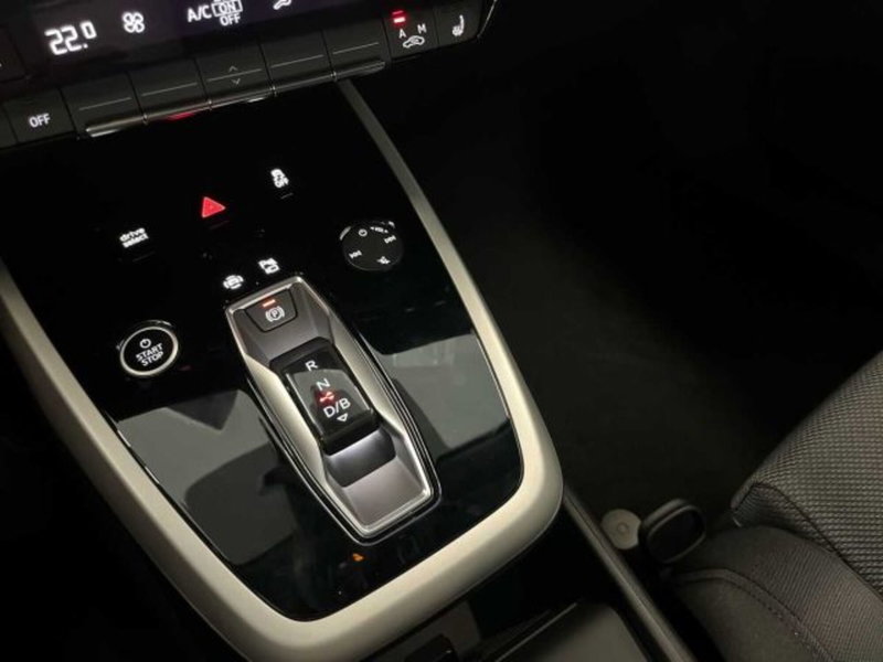 Audi Q4 Sportback nuova a Bologna (18)