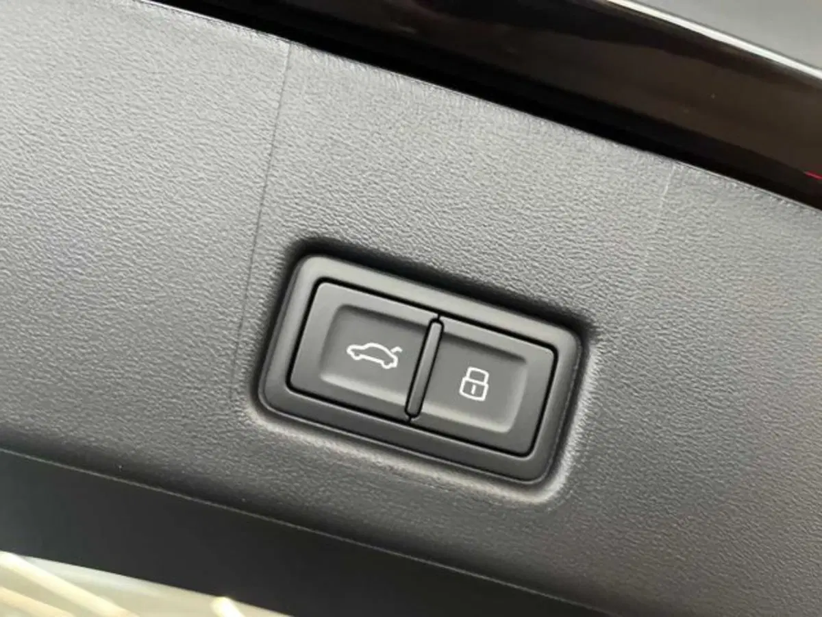 Audi Q4 Sportback nuova a Bologna (19)