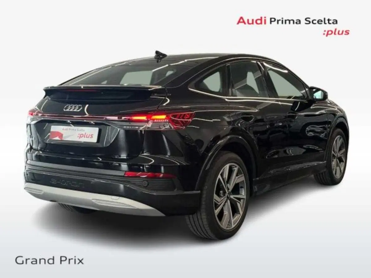 Audi Q4 Sportback nuova a Bologna (2)