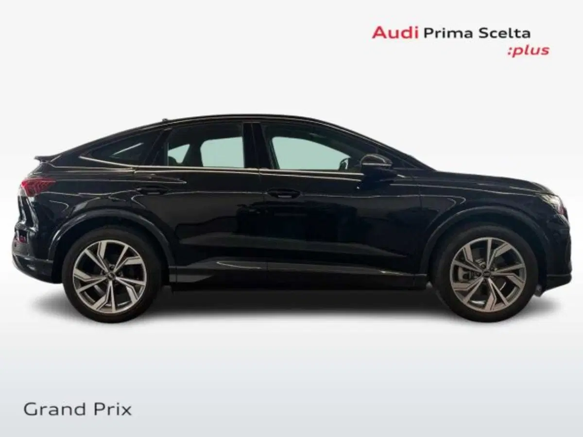 Audi Q4 Sportback nuova a Bologna (4)