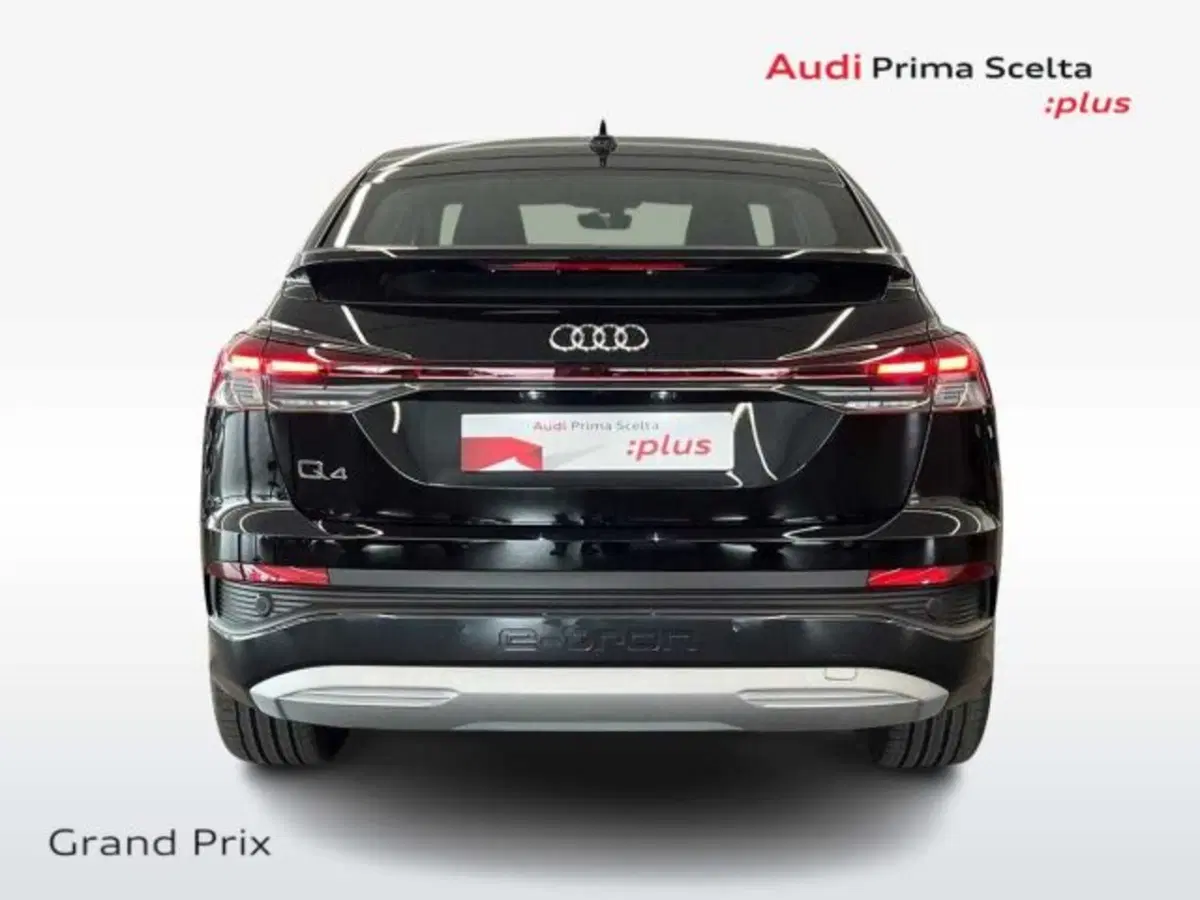 Audi Q4 Sportback nuova a Bologna (5)