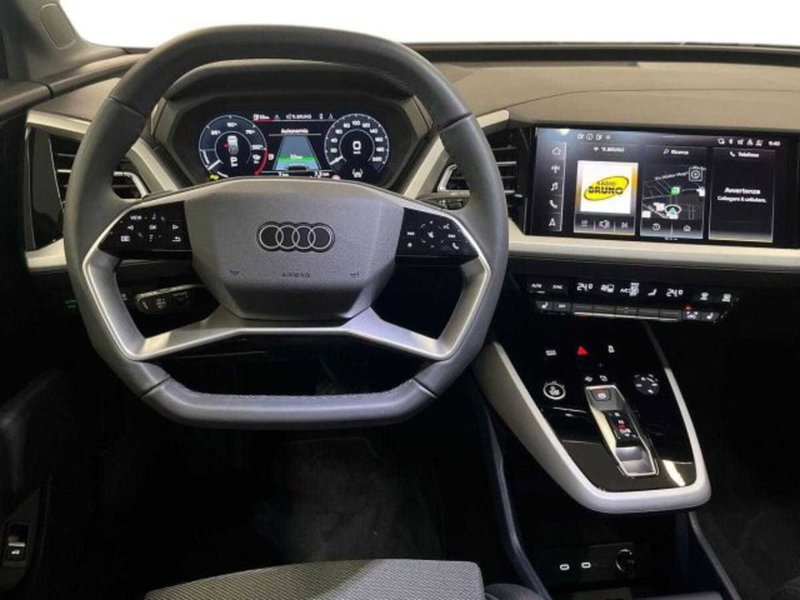 Audi Q4 Sportback nuova a Bologna (10)