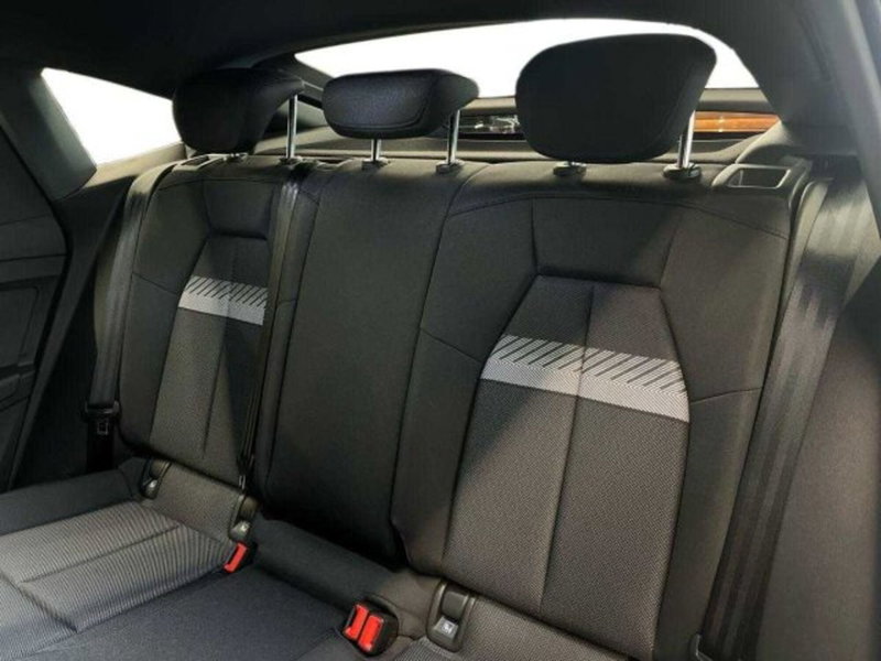 Audi Q4 Sportback nuova a Bologna (13)