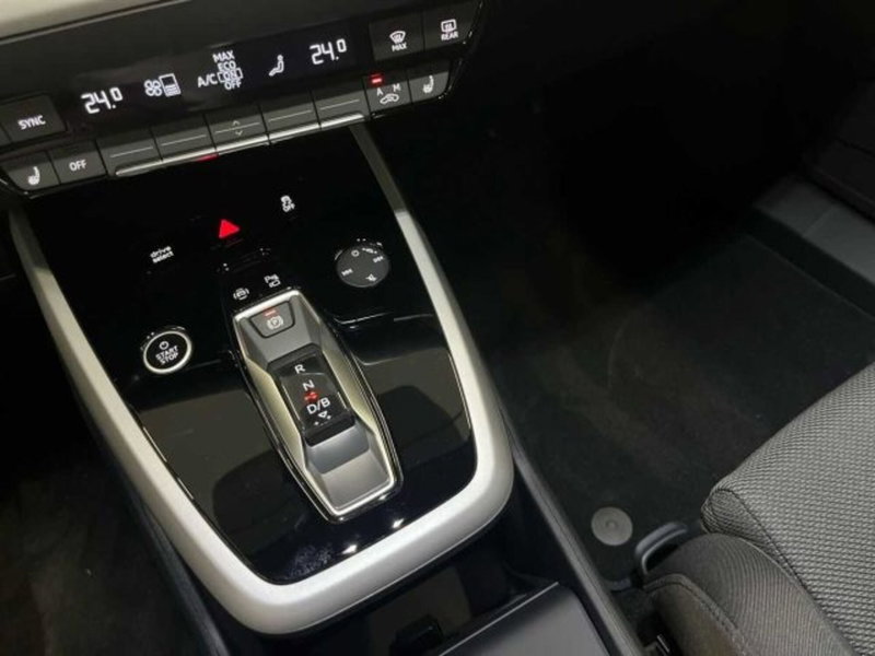 Audi Q4 Sportback nuova a Bologna (18)