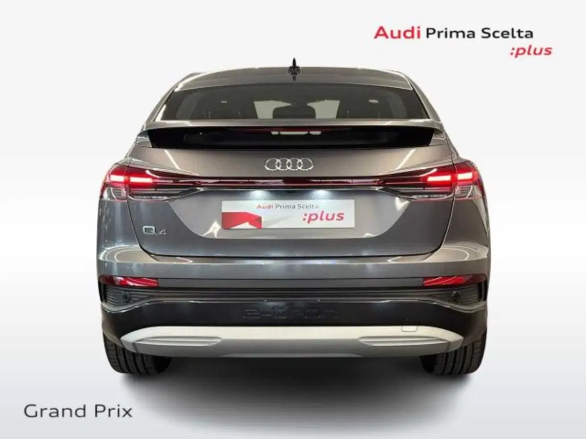 Audi Q4 Sportback nuova a Bologna (5)