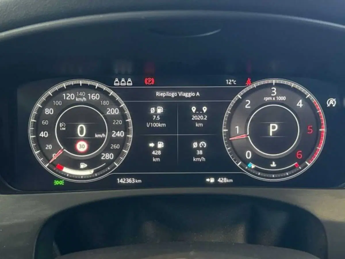 Jaguar F-Pace usata a Bologna (11)