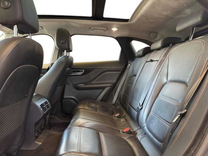 Jaguar F-Pace usata a Bologna (13)