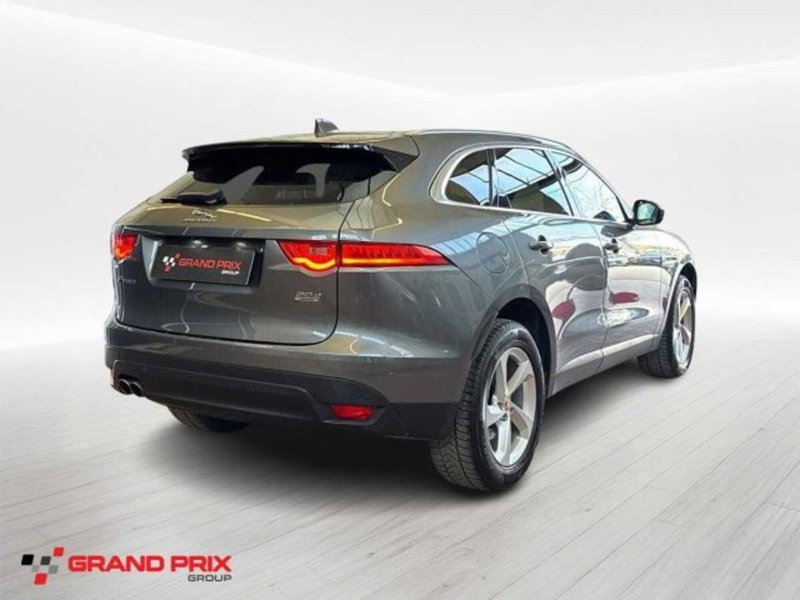 Jaguar F-Pace usata a Bologna (2)