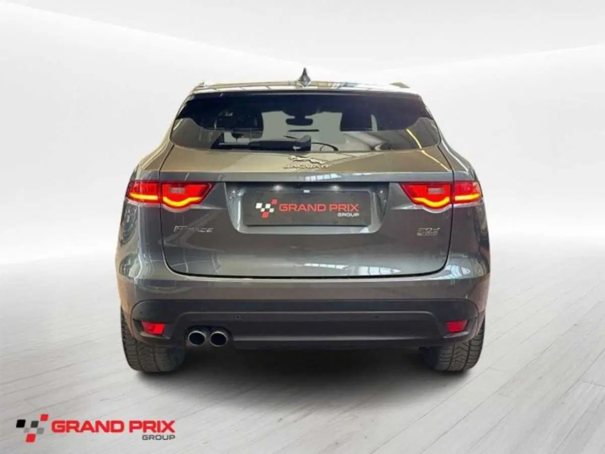 Jaguar F-Pace usata a Bologna (5)