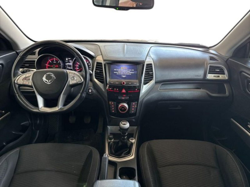 Ssangyong Tivoli usata a Bologna (9)