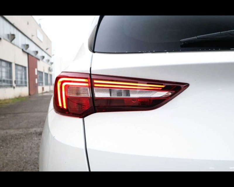 Opel Grandland X usata a Bologna (7)