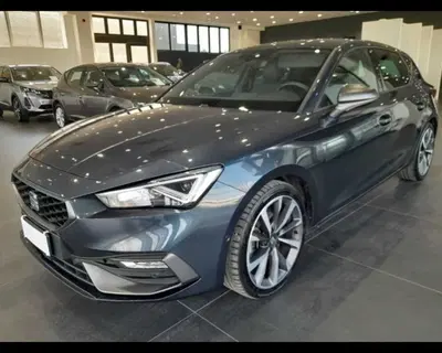 SEAT Leon 2.0 tdi FR 150cv dsg del 2020 usata a Castenaso